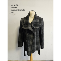 manteaux noir et gris 