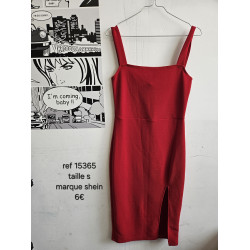 robe rouge taille s